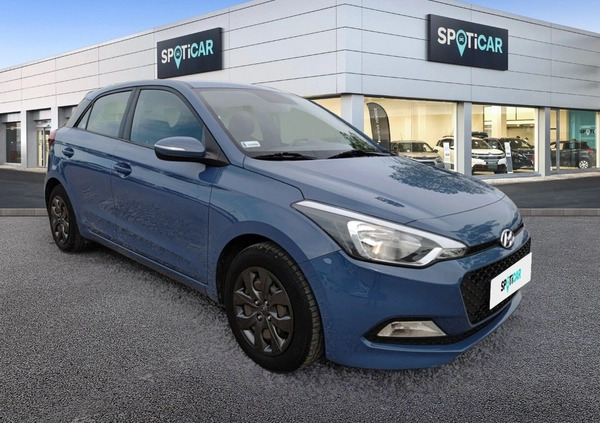 Hyundai i20 cena 43800 przebieg: 79467, rok produkcji 2017 z Lesko małe 379